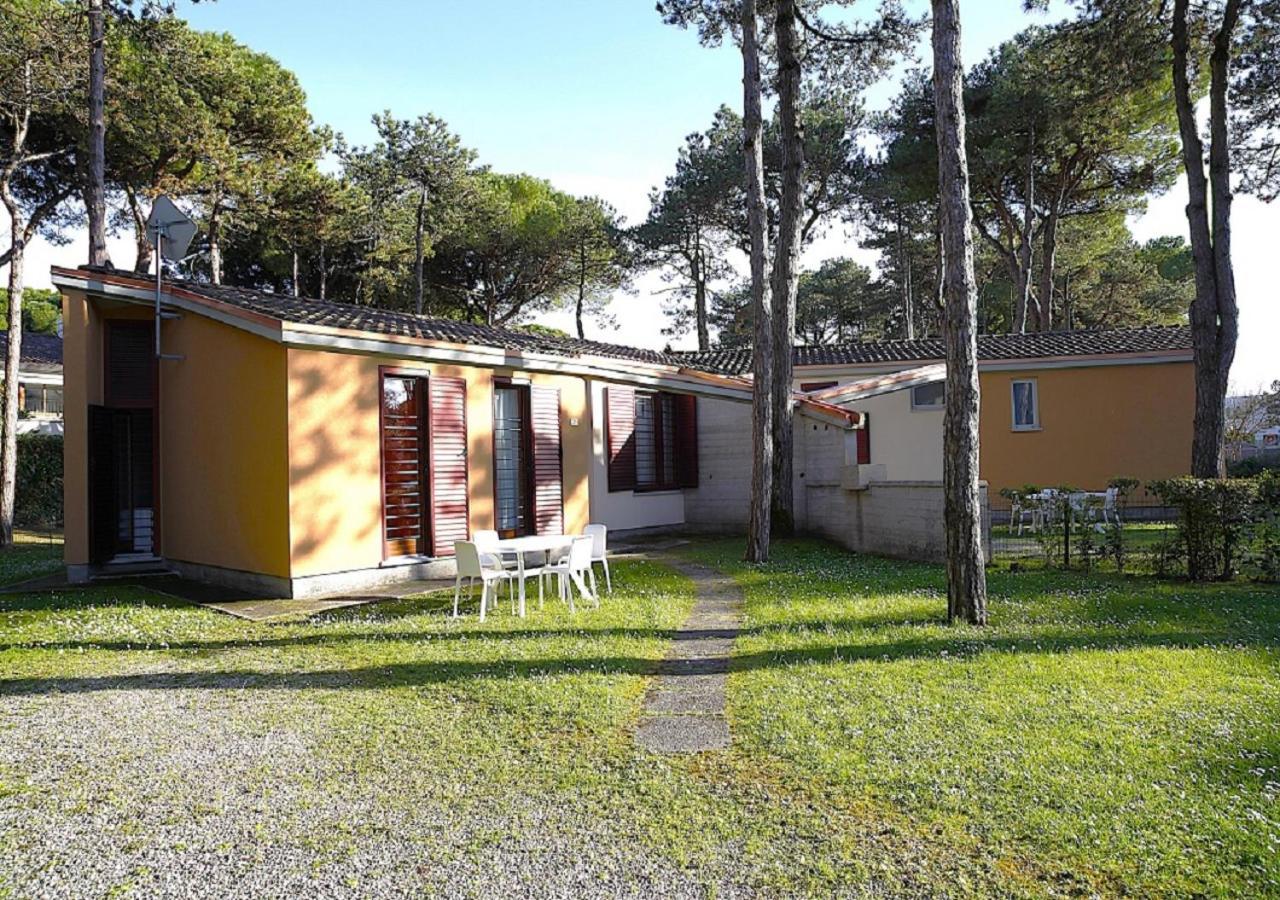 Villa Beethoven Lignano Sabbiadoro Bagian luar foto