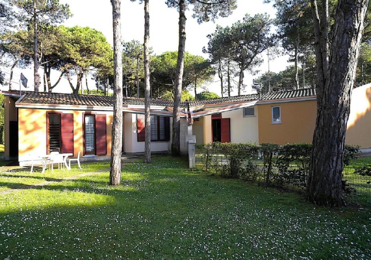 Villa Beethoven Lignano Sabbiadoro Bagian luar foto